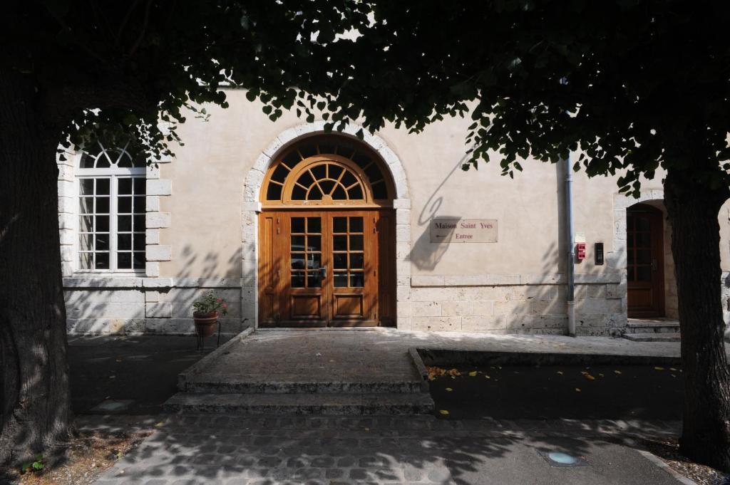 Hotellerie Saint Yves Chartres Dış mekan fotoğraf