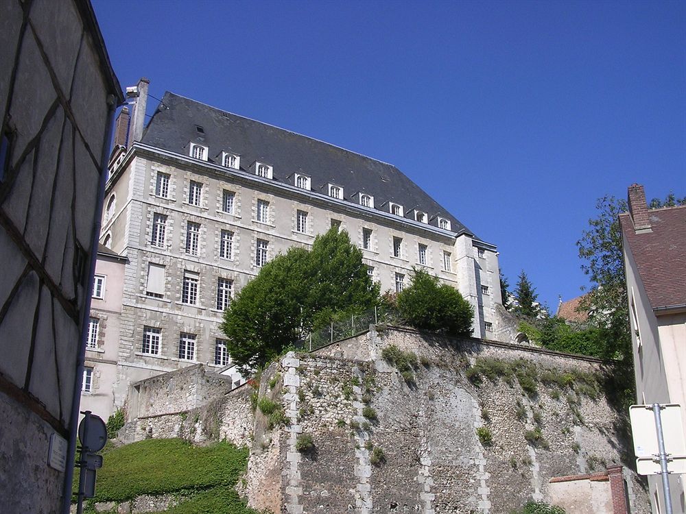 Hotellerie Saint Yves Chartres Dış mekan fotoğraf